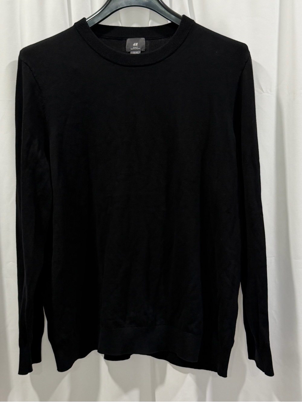 H&M Slim Fit Black Crew Neck Sweater NWT Men’s XXL